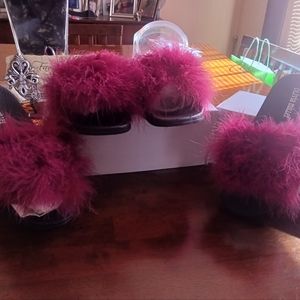 Burgundy casual slippers for every day wear